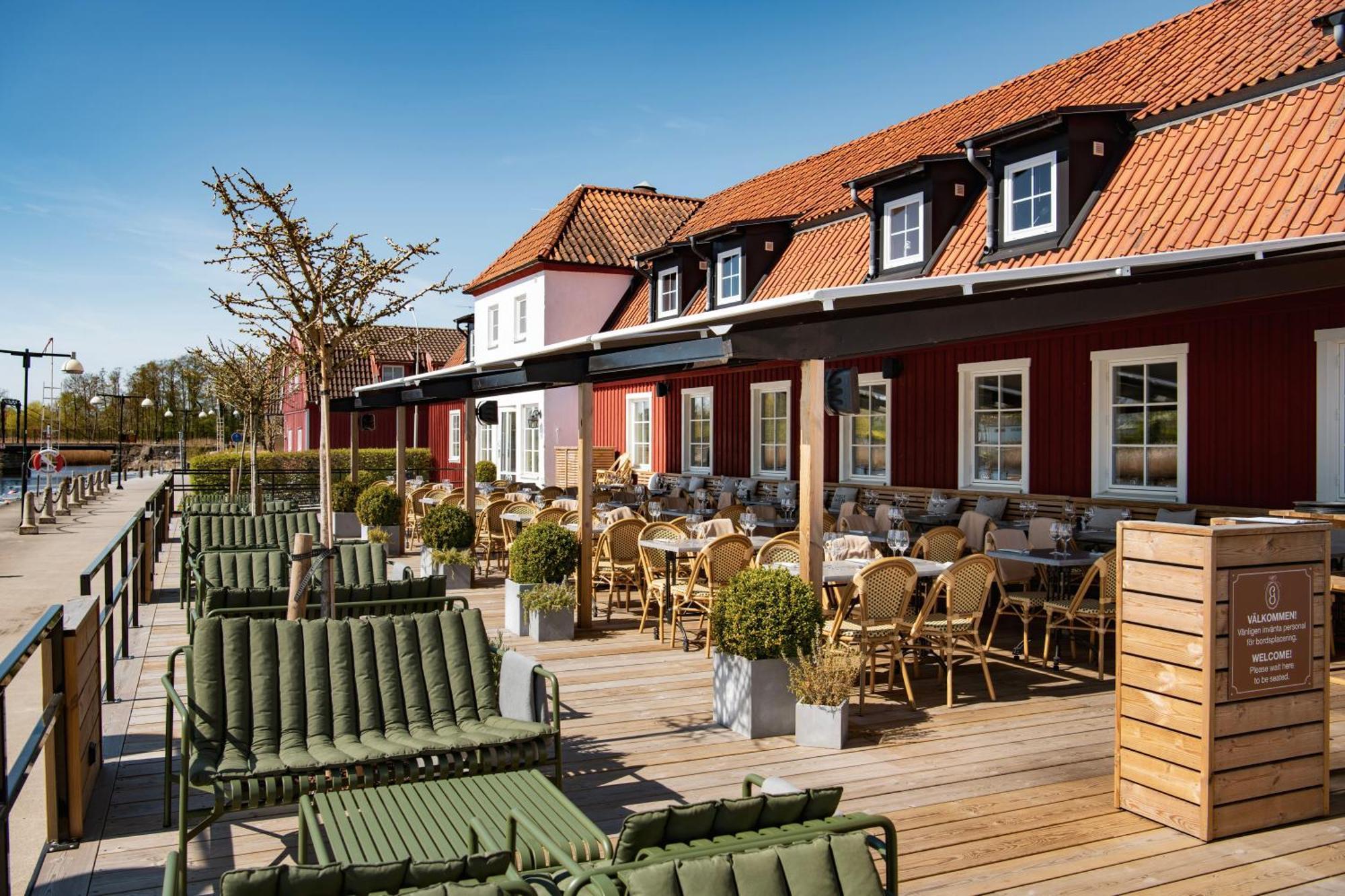 Ahus Gaestgivaregard Exterior foto
